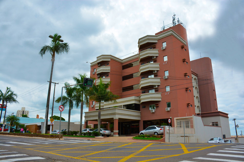 Jr Hotel Marília Eksteriør bilde